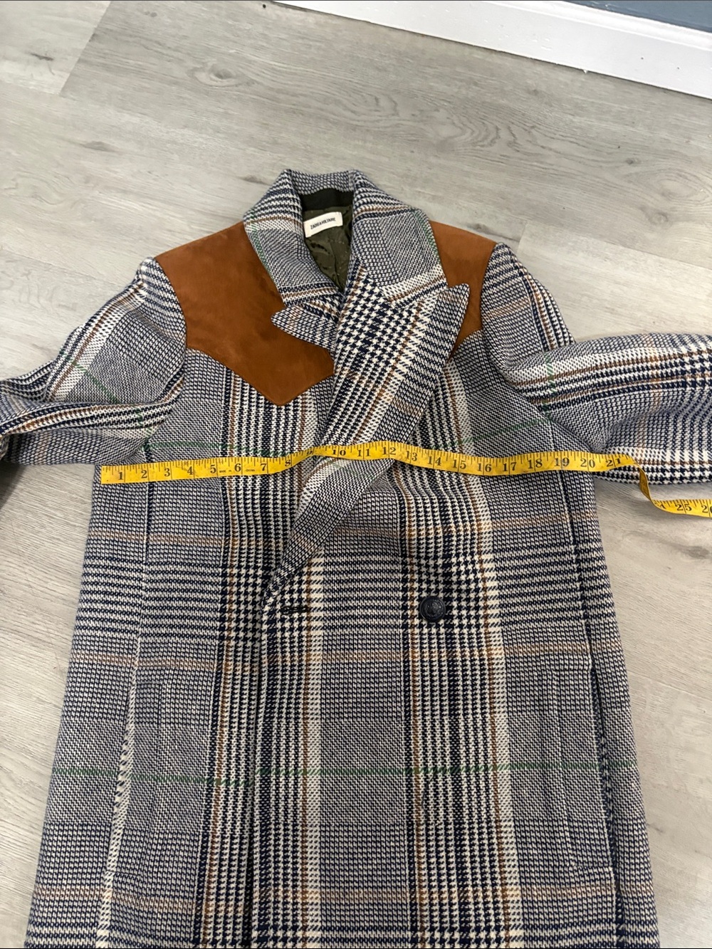 Zadig & Voltaire Checked Wool-Blend Overcoat with Brown Suede Shoulders - Picture 7 of 9